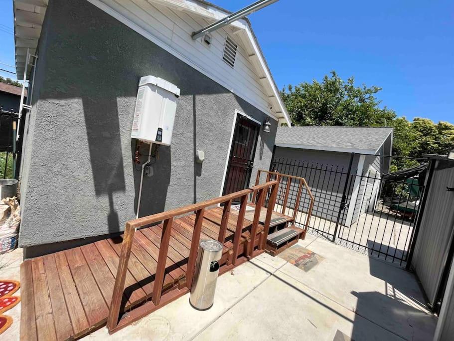 Charming Casita All Too Yourself Near Midtown Appartement Sacramento Buitenkant foto