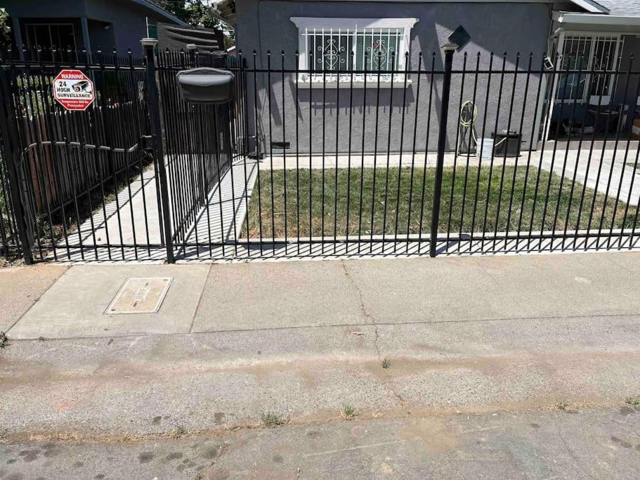 Charming Casita All Too Yourself Near Midtown Appartement Sacramento Buitenkant foto